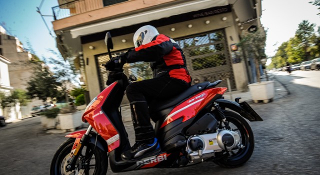 DERBI VARIANT SPORT 125 ΠΛΗΡΗΣ ΔΟΚΙΜΗ