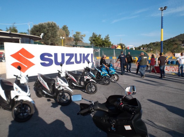Suzuki Scooters Kart-1