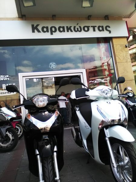 Έτοιμο το μαύρο SH Mode για τις πρώτες του περιπέτειες στους δρόμους της Ελλάδας