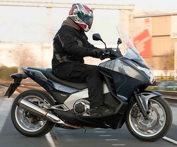 Ηonda Interga 700: πρώτο σε πωλήσεις maxi scooter, άνω των 500cc