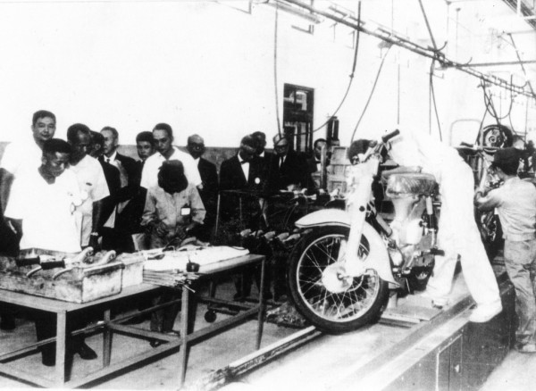 1961 assembly line