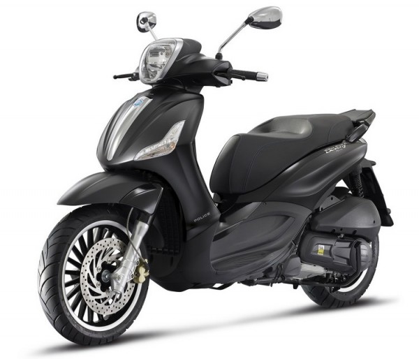 piaggio-beverly-300-by-police-2016-01