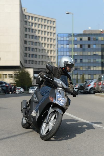 kymco_symvoules_odigisis_scooter_2