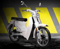 ΜΟΤRON Cubertino 2021: “Σκουτερό-παπο” το ηλεκτροκίνητο!