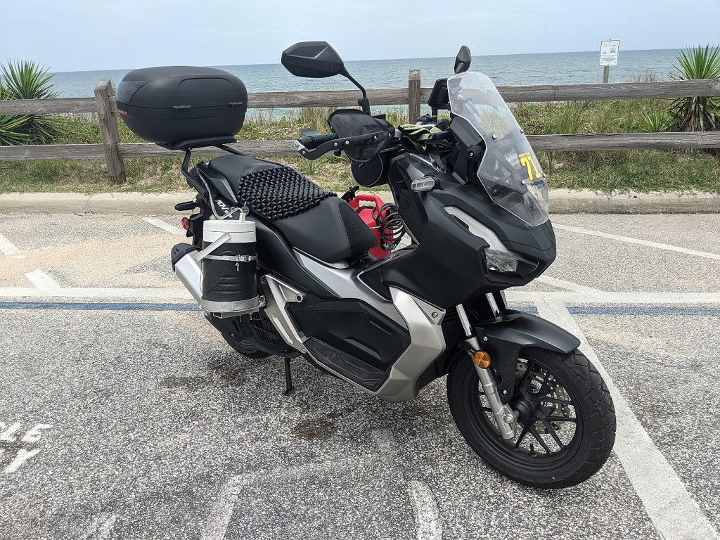 SCOOTER CANNONBALL Μαραθώνιο ράλι 7.200 χιλιομέτρων στις ΗΠΑ με