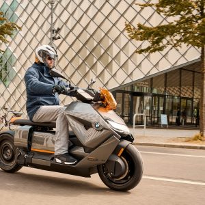 BMW CE 04: Στην παραγωγή το ηλεκτρικό mega scooter