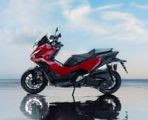 Honda ADV350 2025: Ραφιναρίσματα και βελτιώσεις