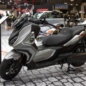 QJMotor Fort 125N και 400N 2025: Nέα οικογένεια