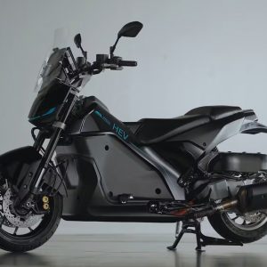 Yamaha: Ετοιμάζει υβριδικό XMAX