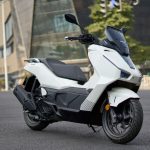 Honda: Παρουσίασε τετραγωνισμένο PCX στην Κίνα 