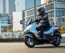 Honda: Παρουσίασε τετραγωνισμένο PCX στην Κίνα 