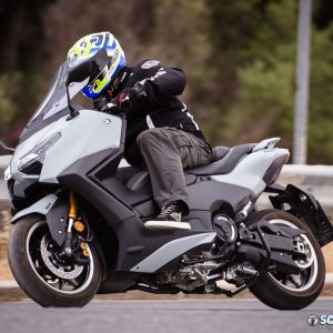 Yamaha TMAX Tech Max Ε5+, Δοκιμή: Nέο πρόσωπο