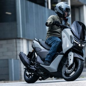 Ελλάδα 2025: Ποιος νομός πουλάει τα περισσότερα σκούτερ και μοτοσυκλέτες;