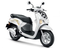 Honda Scoopy: Ανανεωμένο το εμβληματικό σκούτερ της Honda 