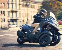 Yamaha: Εξελίσσει σύστημα αερόσακου για σκούτερ