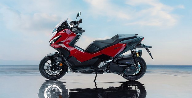 Οδηγός αγοράς: Adventure σκούτερ στα 300-350cc