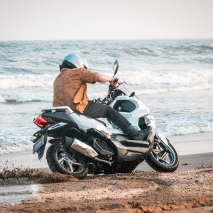 Οδηγός αγοράς: 5 Adventure σκούτερ στα 125cc