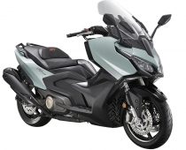 Kymco AK575 Premium, 2025: Περισσότερα κυβικά και hi-tec εφαρμογές