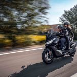 Οδηγός Αγοράς: 5 Ταξιδιάρικα Maxi σκούτερ 350cc 