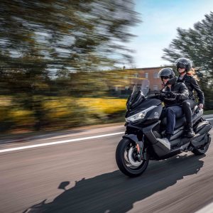 Οδηγός Αγοράς: 5 Ταξιδιάρικα Maxi σκούτερ 350cc 
