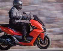 Thrust DSR 200 LC ABS+TCS: Έρχεται με τιμή 2.695 €