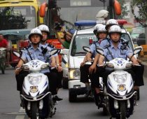 Κίνα: Η αστυνομία που επιχειρεί με… σκούτερ