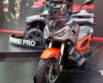 SWM SC250X: Adventure, δικύλινδρο σκούτερ που θυμίζει περισσότερο μοτοσυκλέτα