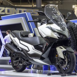 Zontes 552 S: Τουριστική με 2κύλινδρο κινητήρα